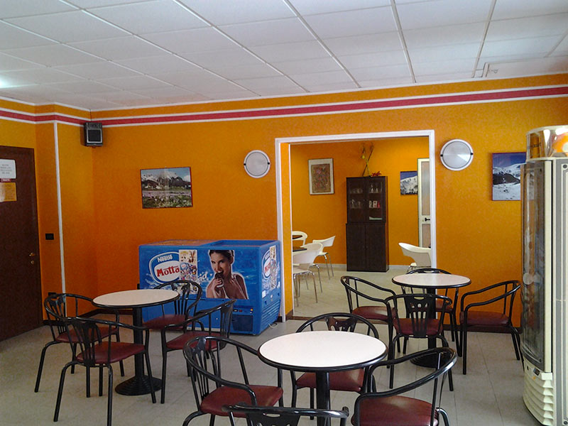 Bar – Sala da The – Paninoteca – Edicola – Bazar